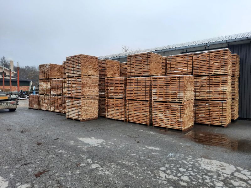 Hrastovi četvrtaci spremni za otpremu